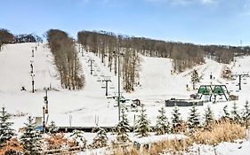 Idyllic Somerset Condo Ski, Hike And Relax!
